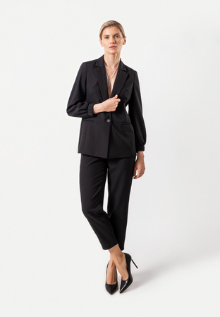 Elegancki czarny żakiet z mankietami