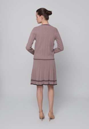 Ażurowa spódnica z plisowaniem w brązowym kolorze