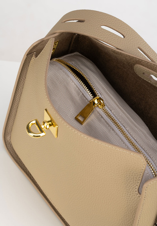 Beżowa fakturowana torebka z szerokim paskiem