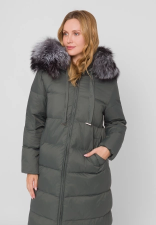 Puchowa kurtka w kolorze khaki z naturalnym wypełnieniem