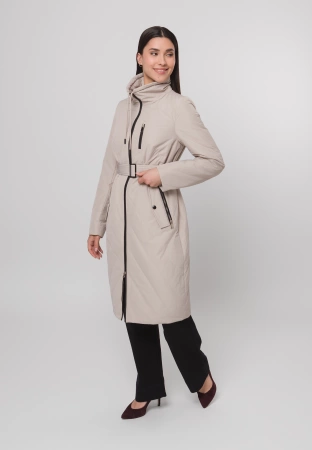 Pikowany płaszcz w kolorze beżowym