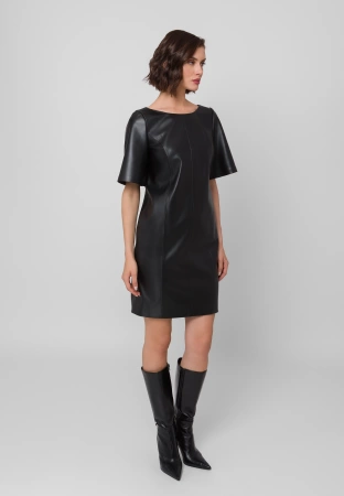 Sukienka z ekoskóry z bufiastymi rękawami