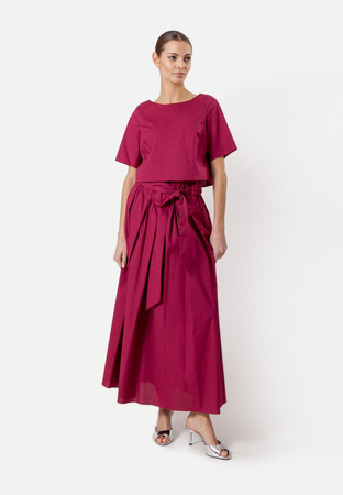 Krótka bawełniana bluzka w amarantowym kolorze