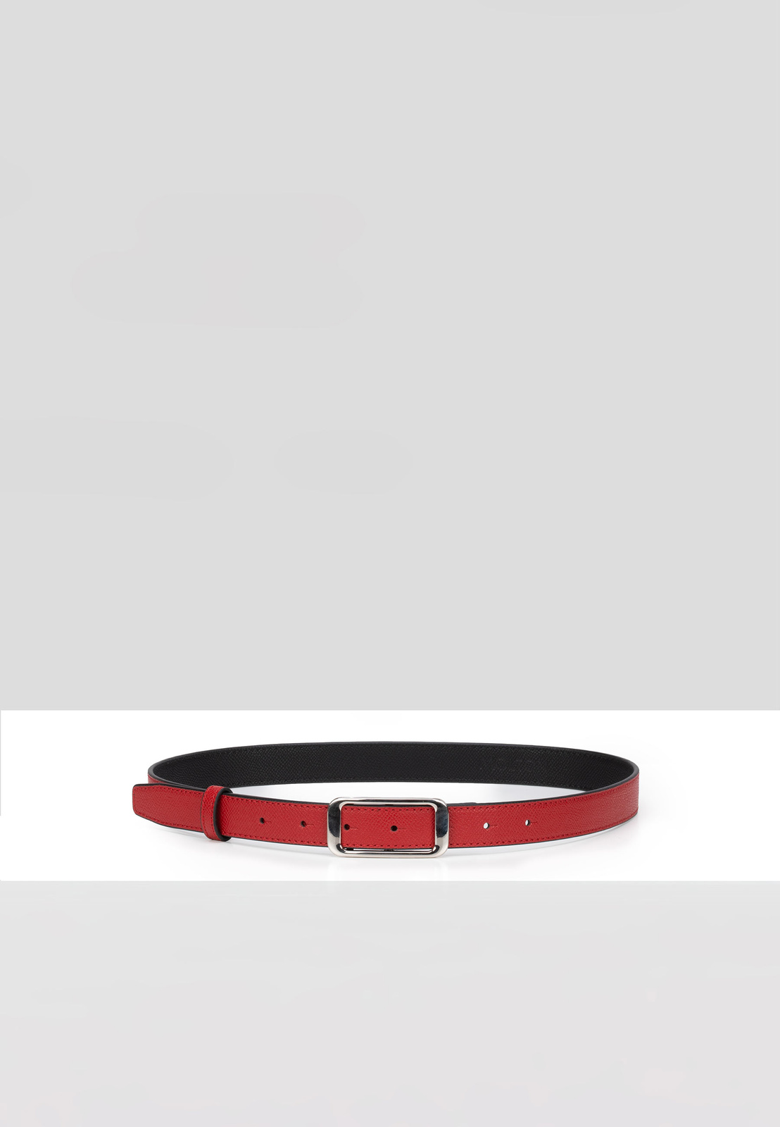 Czerwony klasyczny pasek