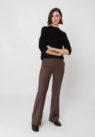 Czarny wełniany sweter z błyszczącymi drobinkami