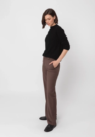 Czarny wełniany sweter z błyszczącymi drobinkami