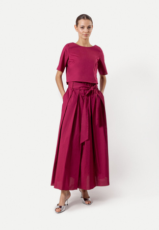 Krótka bawełniana bluzka w amarantowym kolorze