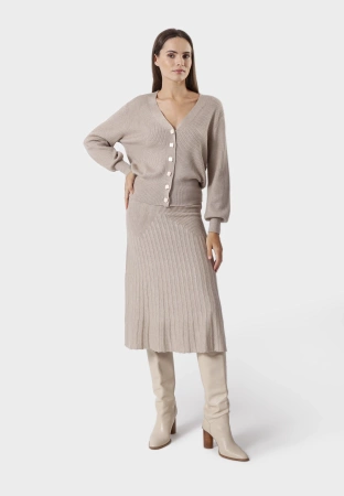 Beżowa dzianinowa spódnica z plisowaniem