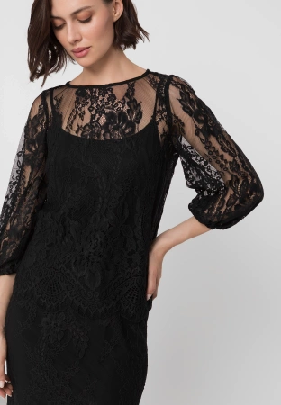 Koronkowa bluzka z topem