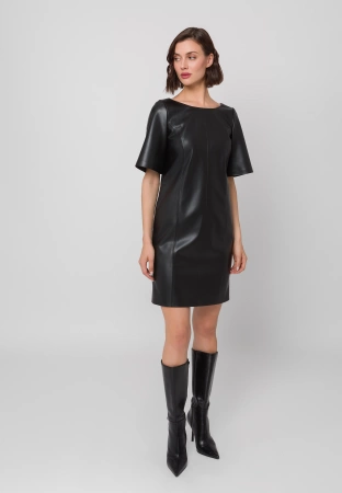 Sukienka z ekoskóry z bufiastymi rękawami