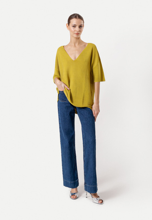 Oliwkowa bluzka oversize z prążkowanej dzianiny