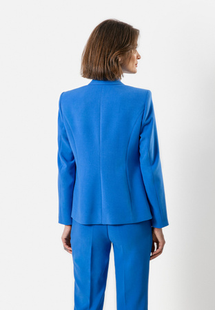 Niebieski taliowany żakiet z patkami