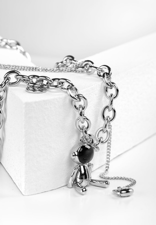 Kaskadowy naszyjnik z zawieszkami