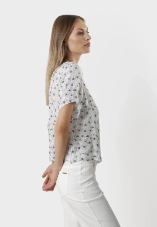 Biała wiskozowa bluzka w kwiaty