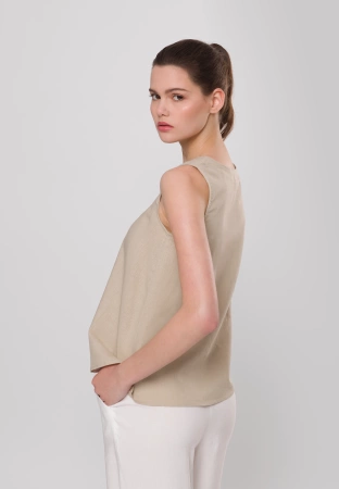 Beżowa bluzka na szerokich ramiączkach z bawełny i lnu