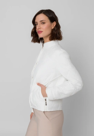 Biała pikowana kurtka