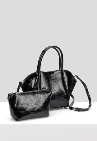 Czarna lakierowana torebka z saszetką