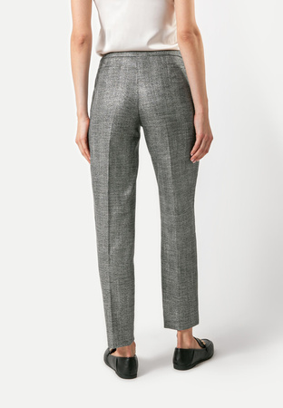 Spodnie w kratę w srebrno-szarym kolorze