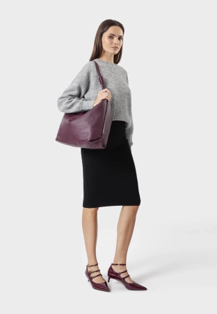 Czarna dzianinowa spódnica