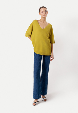 Oliwkowa bluzka oversize z prążkowanej dzianiny