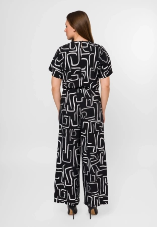 Czarno-biały kombinezon z wiskozy