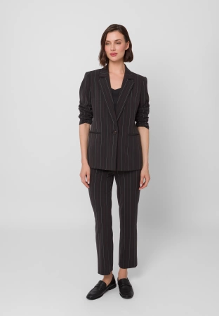 Klasyczny żakiet w prążek