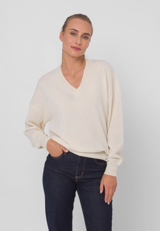 Kaszmirowy sweter w kolorze ecru