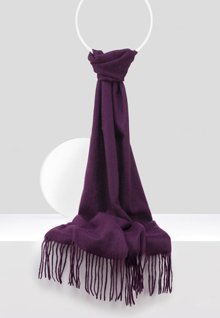 Fioletowy wełniany szal z frędzlami