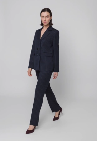 Granatowe spodnie w prążek z prostą nogawką