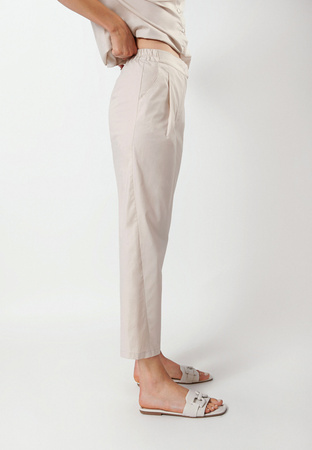 Beżowe popelinowe spodnie z krótszą nogawką