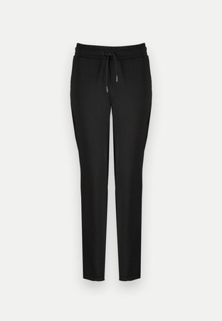 Dresowe spodnie w czarnym kolorze