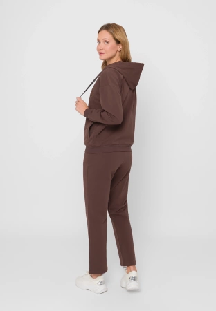Brązowe dresowe spodnie