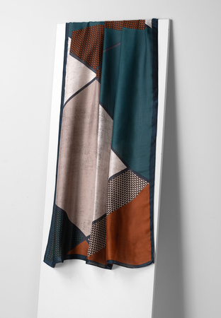 Elegancki szal w pepitkę