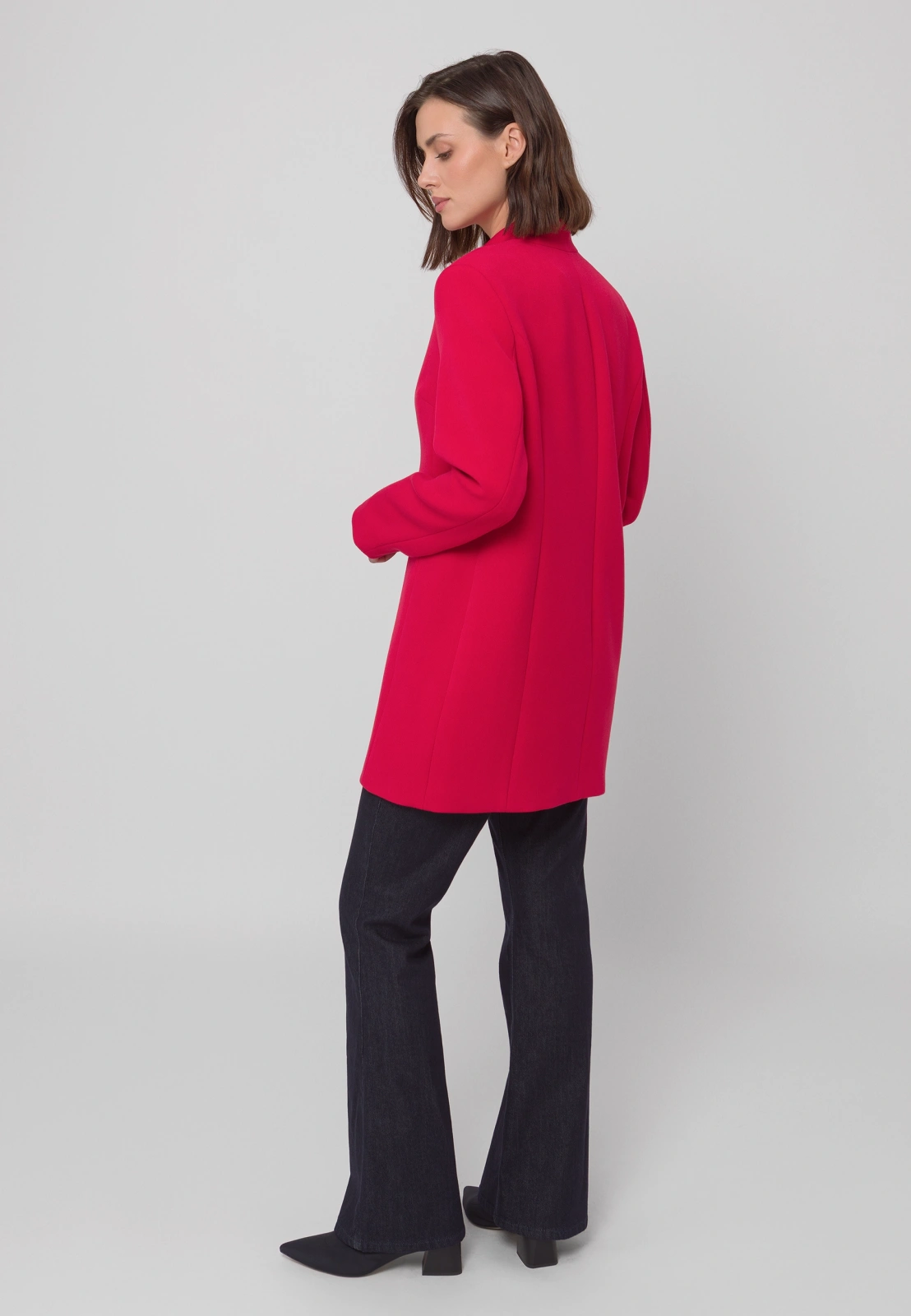 Krótki czerwony płaszcz z wiskozą