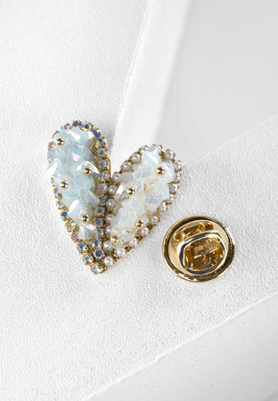 Broszka w kształcie serca