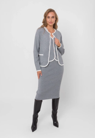 Szary dzianinowy kardigan z białym obszyciem