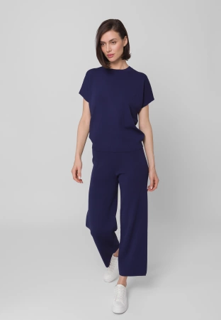 Granatowa dzianinowa bluzka z wiskozą