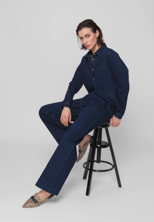 Granatowe jeansowe spodnie w gumkę z szeroką nogawką