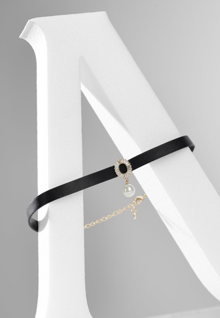 Naszyjnik choker z perełką