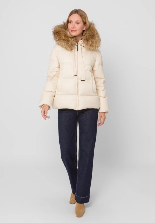 Beżowa puchowa kurtka z naturalnym wypełnieniem