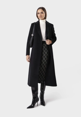 Czarna dzianinowa spódnica ze złotą nitką