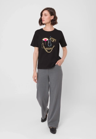 Czarny bawełniany t-shirt z aplikacją