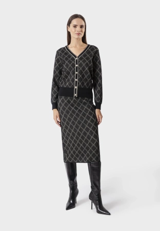 Czarna dzianinowa spódnica ze złotą nitką