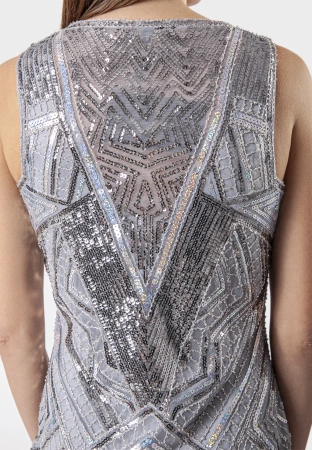 Srebrna cekinowa sukienka