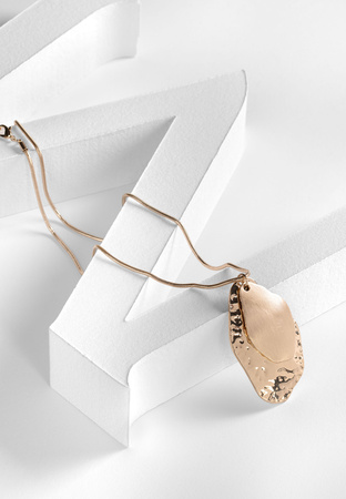 Naszyjnik z podwójną zawieszką