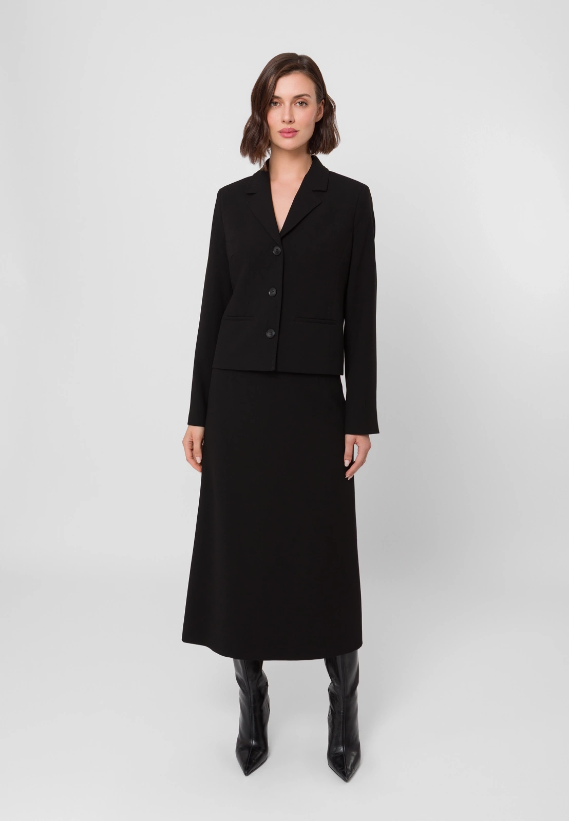 Długa trapezowa spódnica