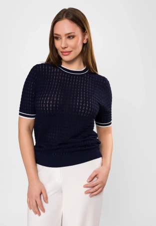 Granatowa bluzka o oryginalnej strukturze