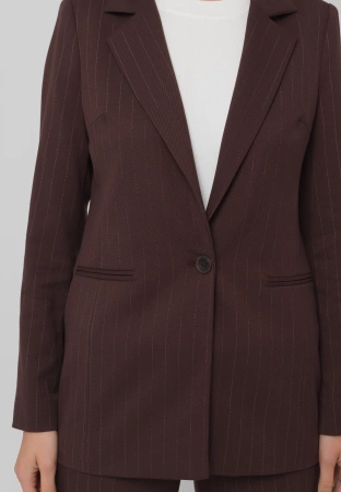 Brązowy żakiet w prążek zapinany na jeden guzik