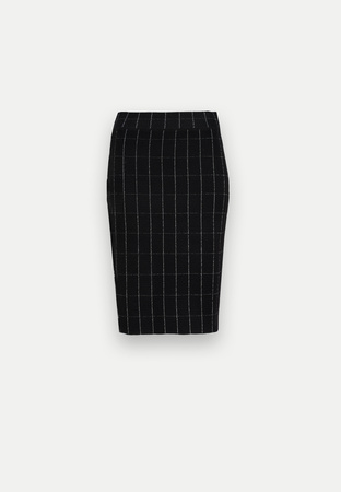 Ołówkowa spódnica w srebrną kratę