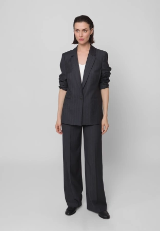 Spodnie w prążek z szeroką nogawką